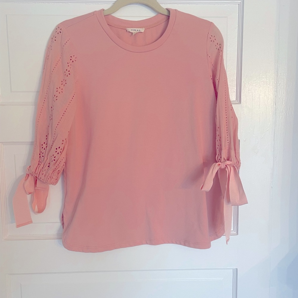 Gilli French Terry Peach Top with Eyelet Detailed Sleeves - Size M